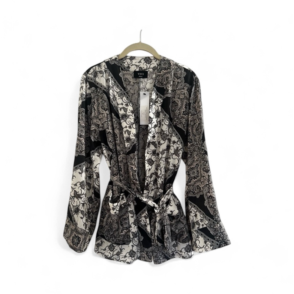 🐼Vici Paisley Kimono